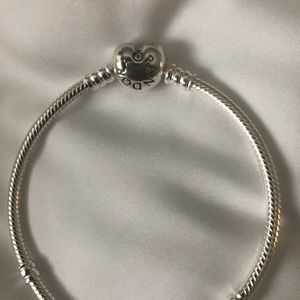 Pandora bracelet size 18